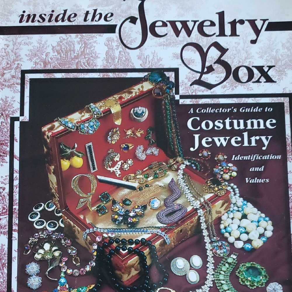 Elegant Women's Jewelry Set JEWERLY BOX